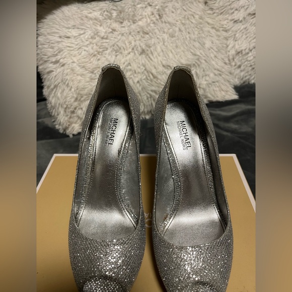 Michael Kors silver platform heels - Picture 6 of 8